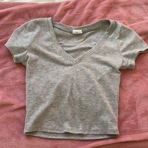 Tillys grey t shirt